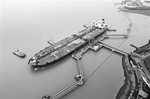 对标新加坡、实现“弯道超车” 浙江自贸试验区油气产业链加快