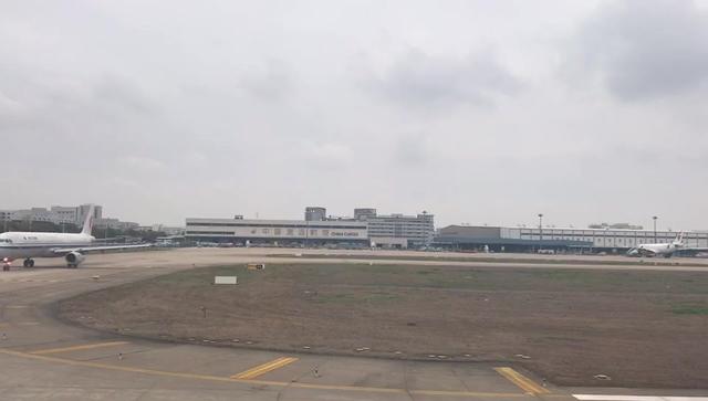 航线评测 | 专业 | 东航A330头等舱 上海浦东至新加坡樟宜