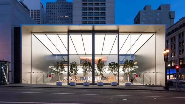 为什么说内地城市的 Apple Store 其实很无聊？