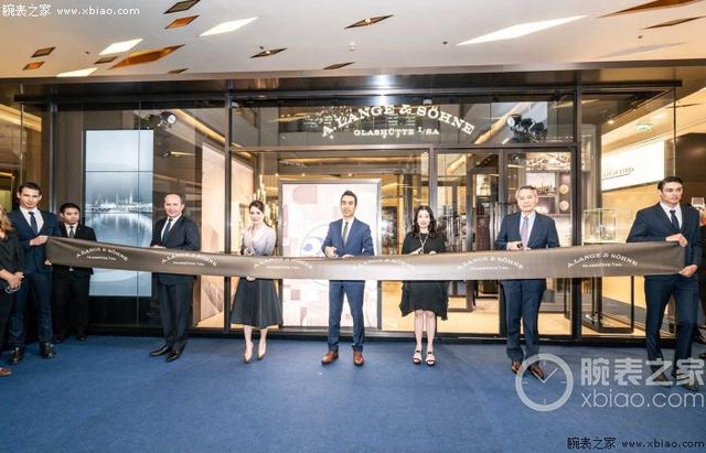 朗格于曼谷开设首家泰国精品店