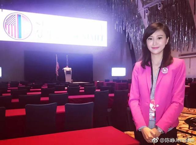 中国记者在新加坡和越南河内两次提问特朗普