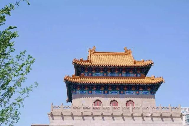 上海的建筑中国第一，最高118层，最薄20cm