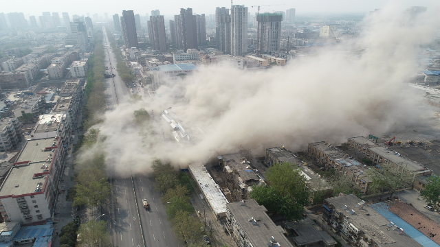 视频  |  除旧迎新！新飞大厦刚刚实施爆破，新飞单月销售过亿