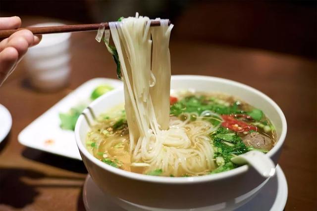 比传统快餐精致、比正餐快捷，越南菜品类突围制胜还需注意哪些？