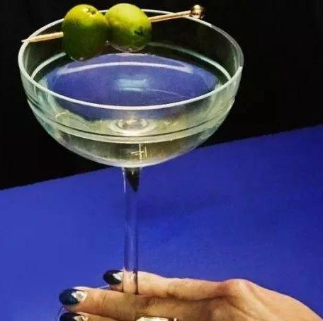 这五杯鸡尾酒：听着诡异，喝着有趣