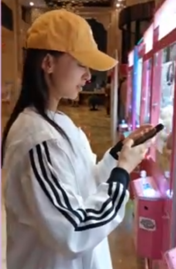 吴谨言与小鲜肉风格相近配一脸，难道新戏要上演“姨侄恋”？