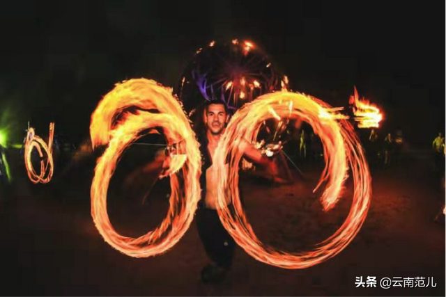 走，去热带雨林逛集市！西双版纳曼PARK超级摆激情开趴