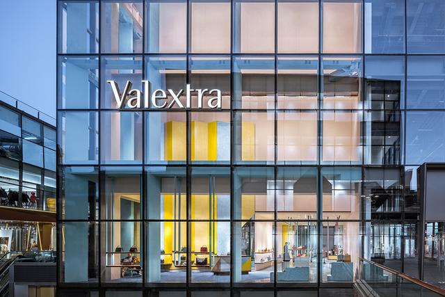 【专访】苏明玉竟有三只这牌子的包，Valextra将如何把它卖给更多人？