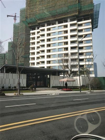 “铝板+玻璃” 萧山新盘外立面流行起了现代风格