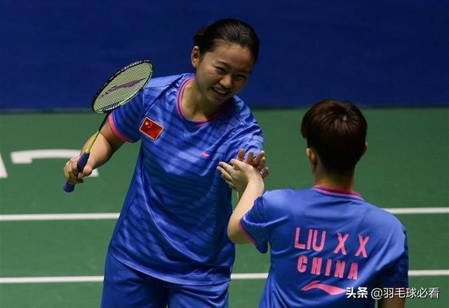 新加坡赛女双四强出炉：国羽女双新秀横扫泰国第一女双，值得称赞