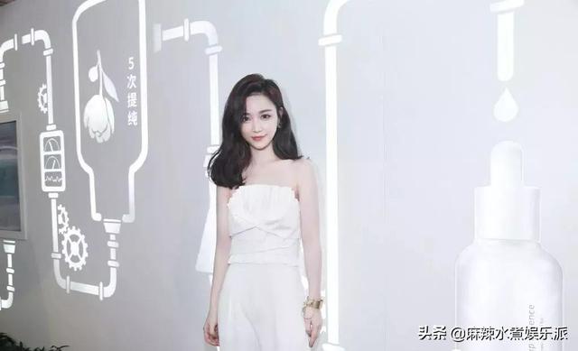 整形49次，带动蛇精脸审美，微商第一女神也太敢吹了