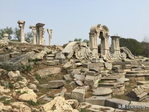 洗劫圆明园主谋回法国之后：曾获秘密奖赏