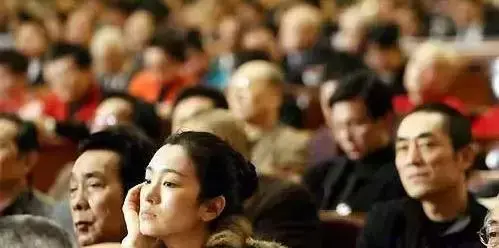张艺谋放弃巩俐娶陈婷的真正原因