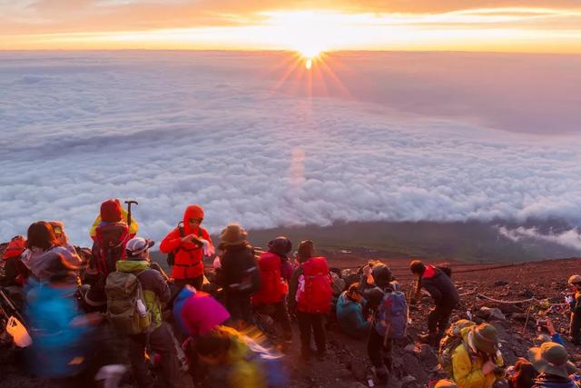 以马拉松解锁富士山，四条路线看见不同的美！