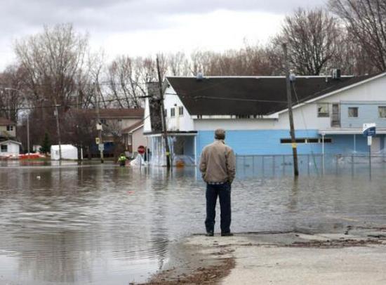 加拿大首都宣布紧急状态 市长请求军队协助抗洪
