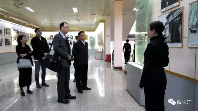 新加坡驻厦门总领事来汀考察