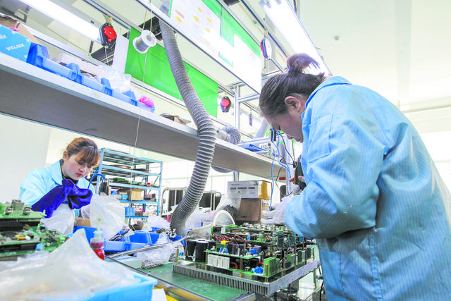 成都：公园里生长起电子信息产业新城