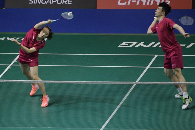 羽毛球——新加坡公开赛：郑思维/黄雅琼晋级四强