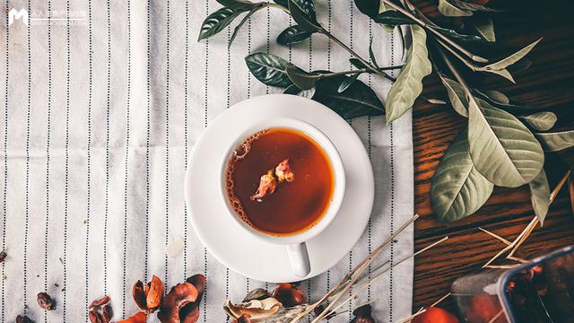 星巴克、瑞幸、喜茶：咖啡与茶的千亿交锋