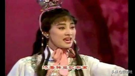 一盘磁带卖800万盘，杨钰莹因替她演唱走红，错误决定致消失20年