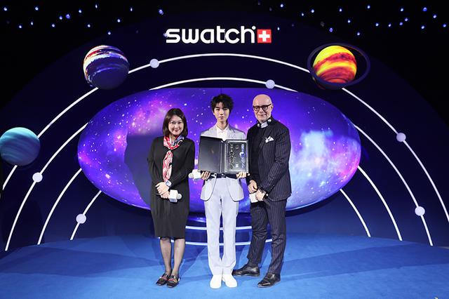 今日消费资讯：Swatch 和王俊凯推出联合设计腕表、PUMA 2019 全新夏季系列今天发售