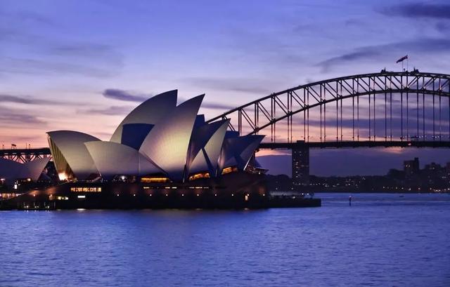 其他大国在收紧移民政策，新加坡永居却有放宽迹象！赶紧了解一下~