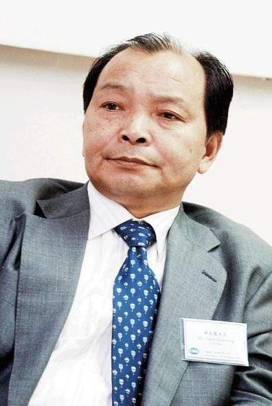稀土大王连亏7年，公司前身做耐火材料，儿子一顿饭吃40万