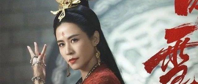喜欢她这一份独有的明艳和倔强