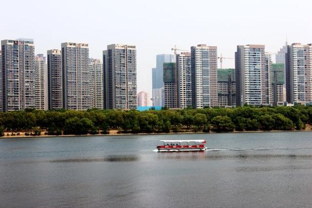 沈阳浑南像新加坡一样的林间住宅 浑河两岸像曼哈顿一样的大厦