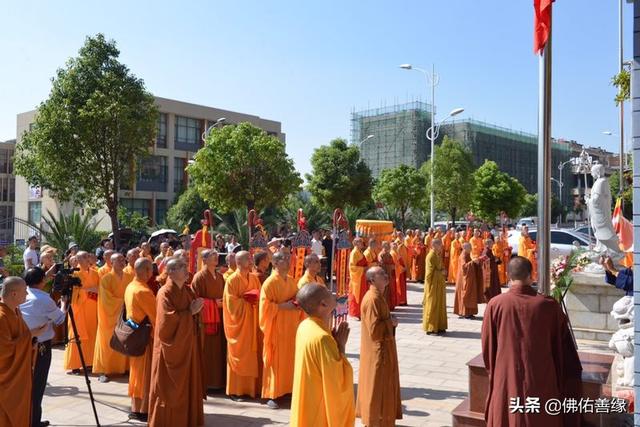 云南首位由国务院册立的汉传佛教方丈103岁寿诞庆典法会圆满