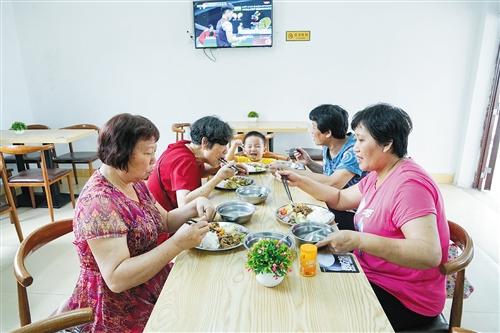 南宁居家与社区养老服务升级 让更多人老有所养