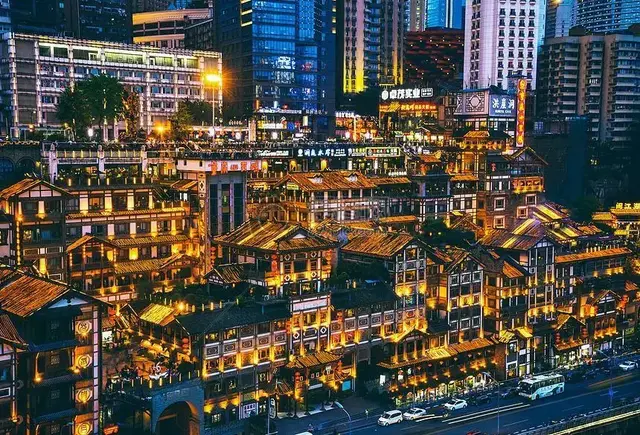 “晚九朝五”的夜间旅游 开发热潮下的多维问题