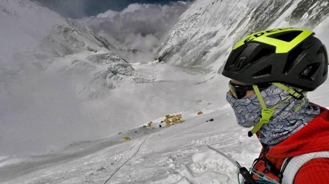 2019喜马拉雅登山季回顾：登顶，死亡，拥挤，一幅世界屋脊浮世绘