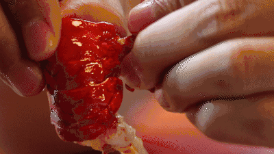 上海大华锦绣假日酒店，6种口味小龙虾无限量畅吃，还有现切肥牛