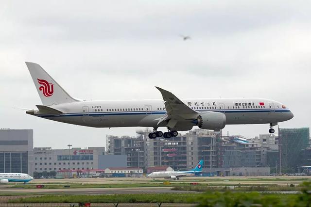 美图来袭｜各大航空公司空姐制服大比拼