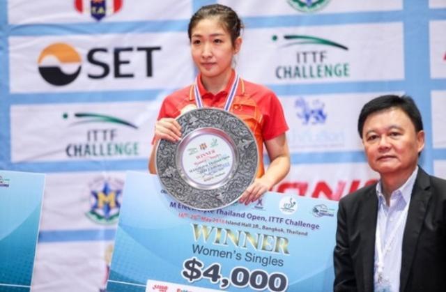 狂轰刘诗雯式11-0，又打出11-1，日本1号种子要捡漏冲冠