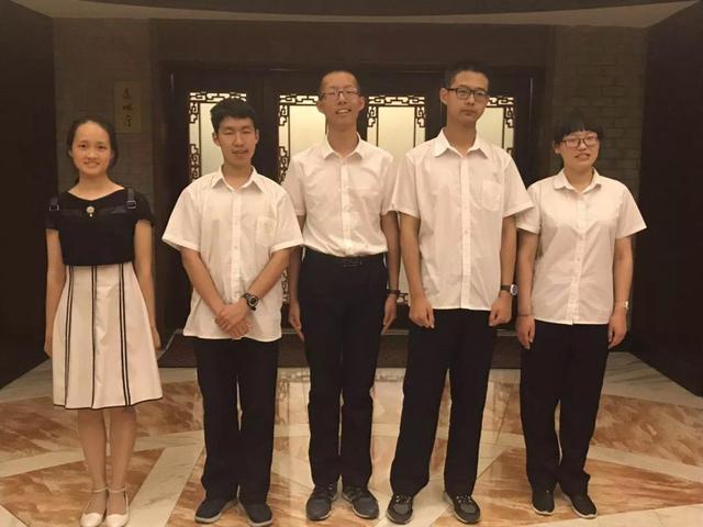济南外国语学校高中部5名学生被新加坡SM2项目录取