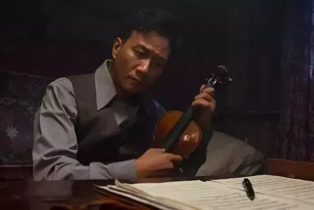 《音乐家》不是普通的主旋律，友情与苦难交织下的音乐精灵