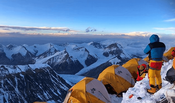 2019喜马拉雅登山季回顾：登顶，死亡，拥挤，一幅世界屋脊浮世绘