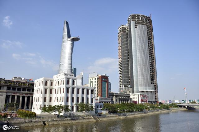 越南经济被持续看好，胡志明市房地产价格上升，许多一万美金一平