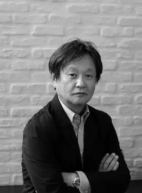 对深泽直人来说，“设计”从不是用来改变人们生活的