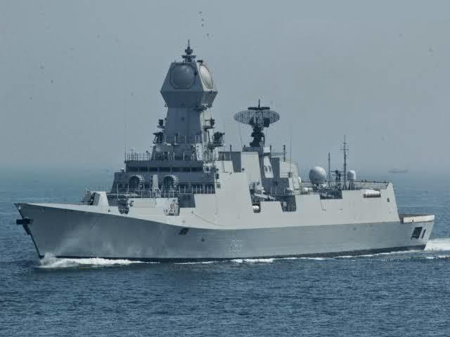 印度与新加坡在南海举行联合演习，出动先进舰艇与战机