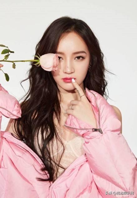 新加坡百亿小开认爱秀智前队员孟佳，被赞是萧亚轩最帅前男友！