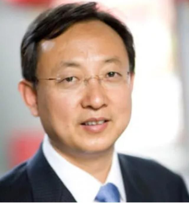 董事长行贿“送”女上斯坦福：步子不正，何以“步长”？