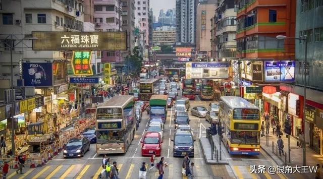 慢一点，这次去邂逅老香港风情