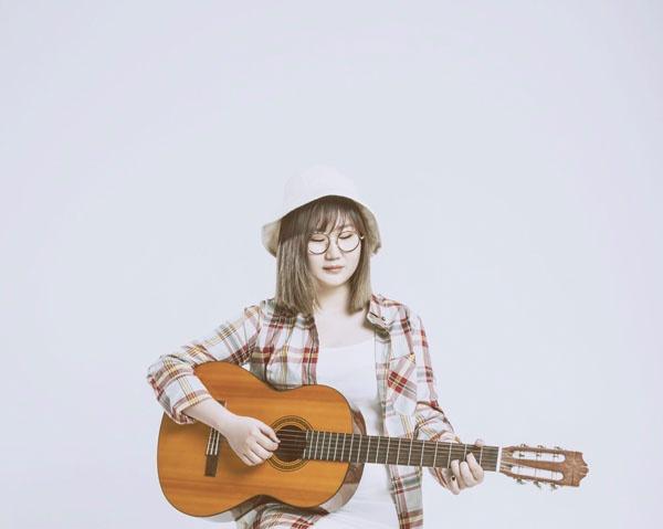 鲁向卉新专辑《时间/木马》发布 为每个时刻而歌唱