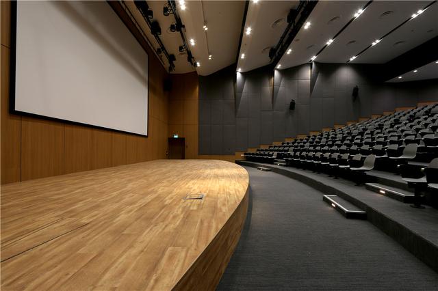 高考后申请新加坡留学，择校怎么办？