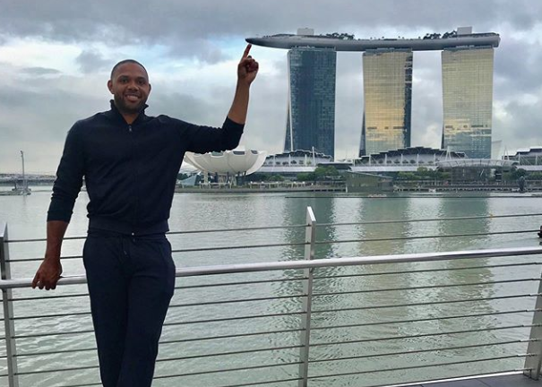 戈登更新个人社媒晒出自己在新加坡游玩照片