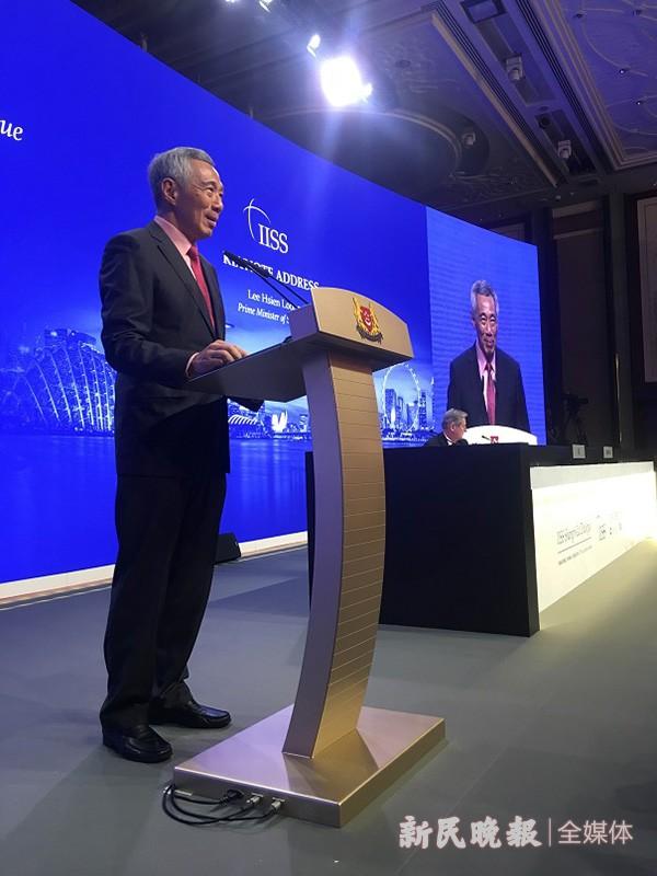 新加坡总理呼吁美国接纳不断发展的中国