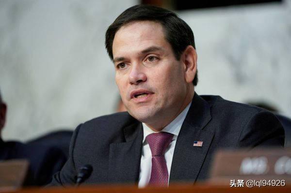 "美国人设崩了"! 这名美国议员正在被全世界嘲笑